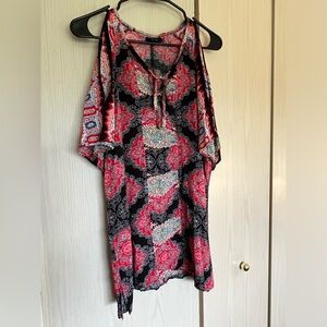 Reborn 1X cold shoulder top.